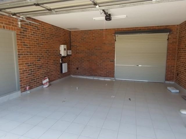 Townhouse for sale in Dr Kenneth Kaunda, North West