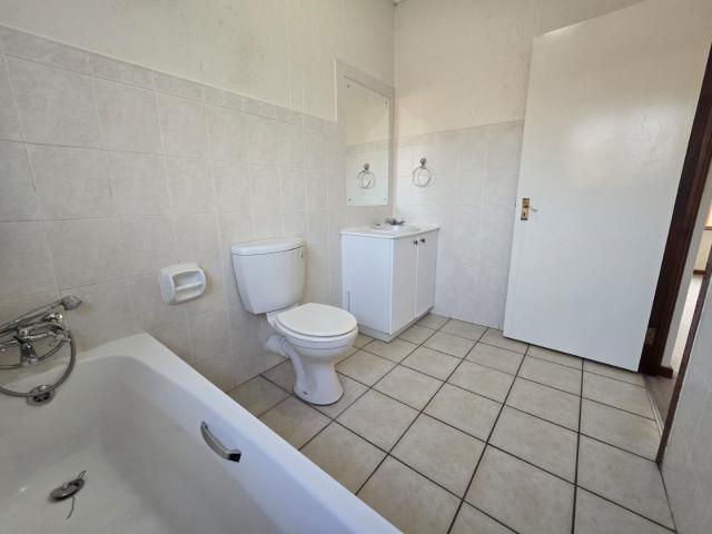 Townhouse for sale in Sandton, Douglasdale