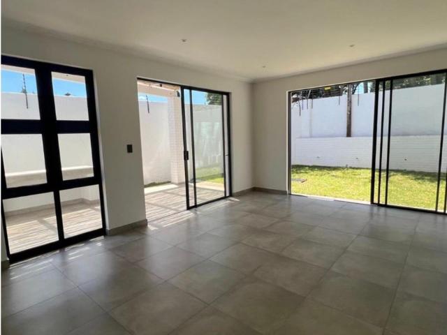 Townhouse for sale in Rosebank, Gauteng