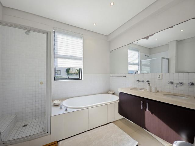 Townhouse for sale in Princess Grant, Kwazulu-natal