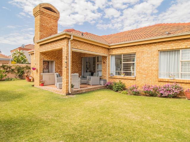 Townhouse for sale in Edenvale, Gauteng