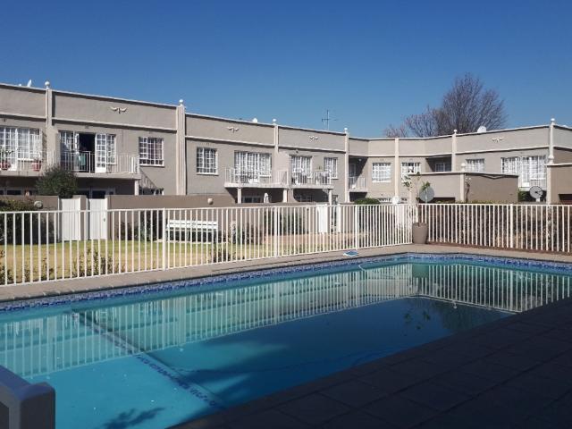 Townhouse for sale in Ekurhuleni, Gauteng