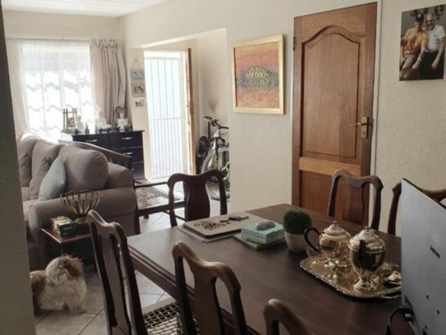 Townhouse for sale in Ekurhuleni, Gauteng