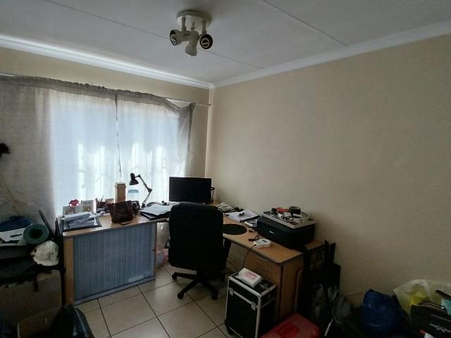 Townhouse for sale in Johannesburg, South & Alberton