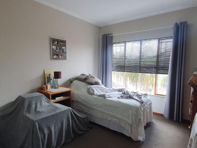 Townhouse for sale in Waterkloof, Gauteng