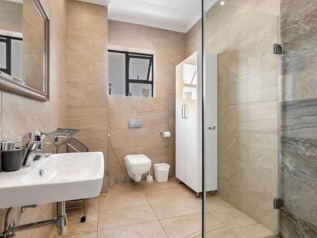 Townhouse for sale in Emmarentia, Vosloorus