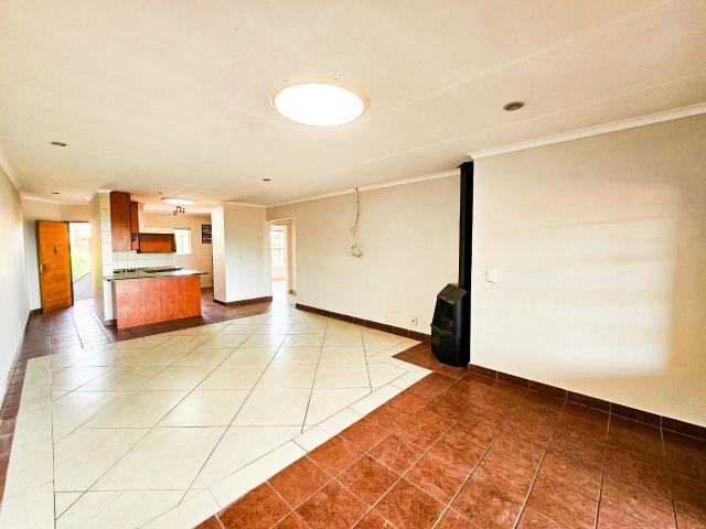 Townhouse for sale in Waterkloof, Gauteng