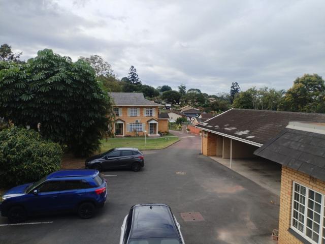 Townhouse for sale in Queensburgh, Kwazulu-natal