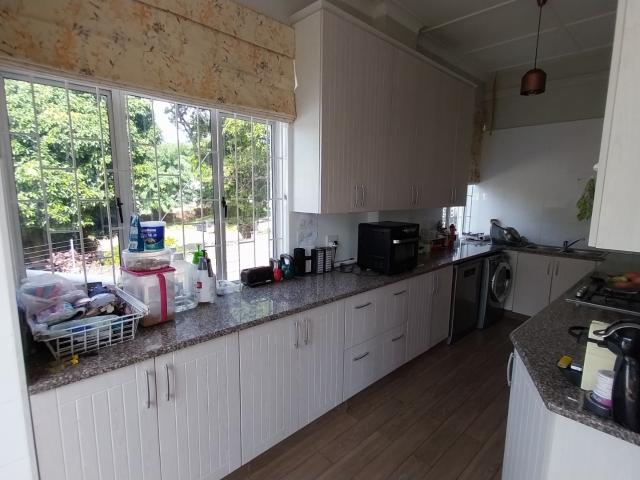 Townhouse for sale in Seaview, Kwazulu-natal