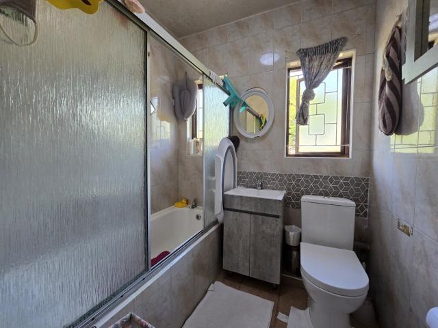 Townhouse for sale in Seaview, Kwazulu-natal