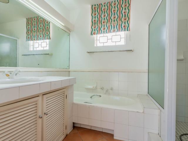 Townhouse for sale in Seaview, Kwazulu-natal