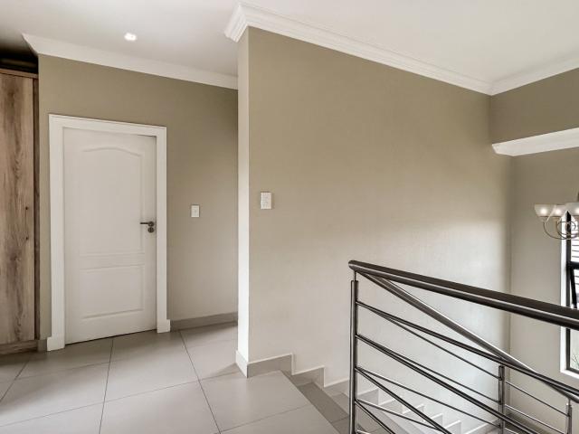 Townhouse for sale in Eikenhof