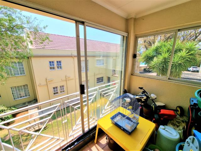 Townhouse for sale in Faerie Glen, Gauteng