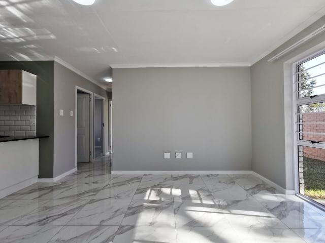 Townhouse for sale in Port Elizabeth, Eastern Cape