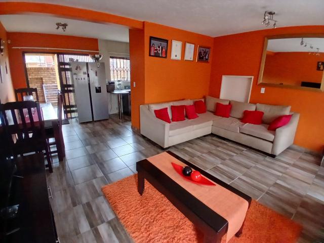 Townhouse for sale in Ekurhuleni, Gauteng