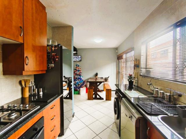 Townhouse for sale in Ekurhuleni, Gauteng