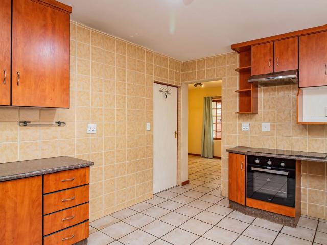 Townhouse for sale in Nooitgedacht, Gauteng