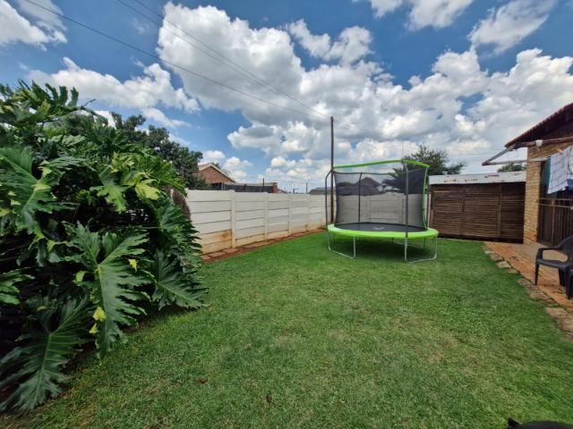 Townhouse for sale in Fochville, Gauteng