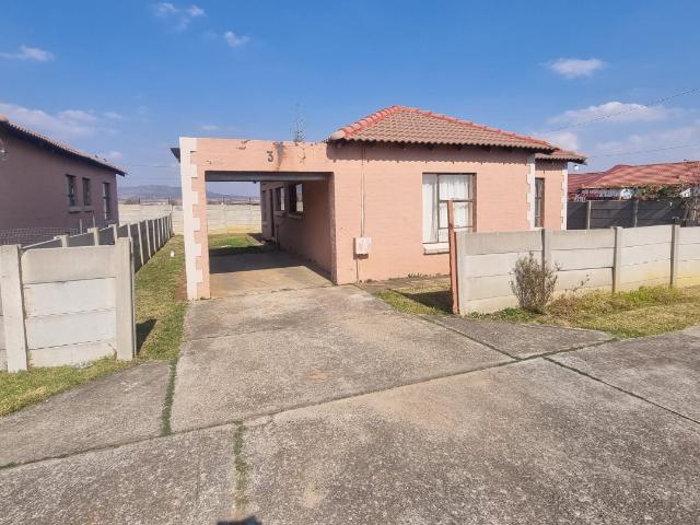 Townhouse for sale in Fochville, Gauteng