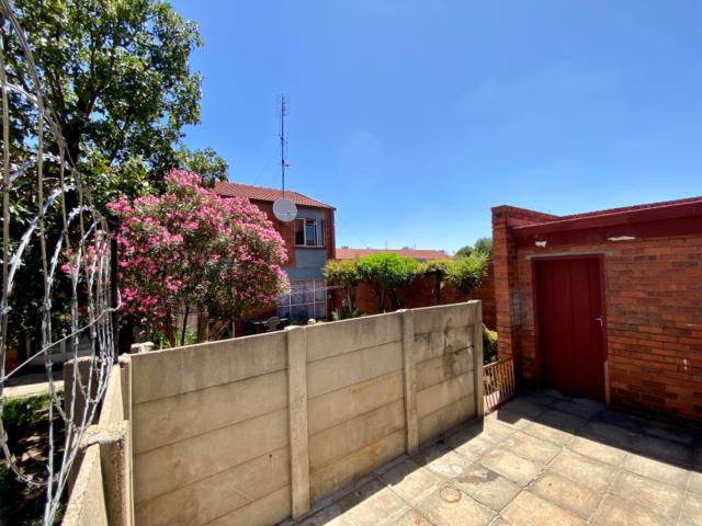 Townhouse for sale in Ekurhuleni, Gauteng