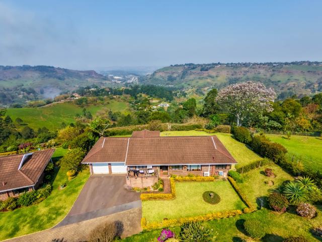 Townhouse for sale in Kloof, Kwazulu-natal