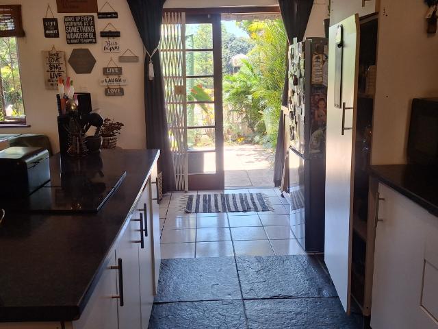 Townhouse for sale in Durban North, Kwazulu-natal