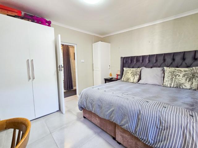Townhouse for sale in Durban North, Kwazulu-natal
