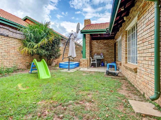 Townhouse for sale in Ekurhuleni, Gauteng