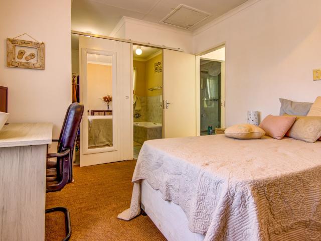 Townhouse for sale in Glenmarais, Ekurhuleni