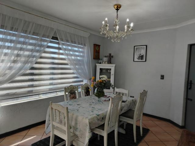 Townhouse for sale in Ekurhuleni, Gauteng
