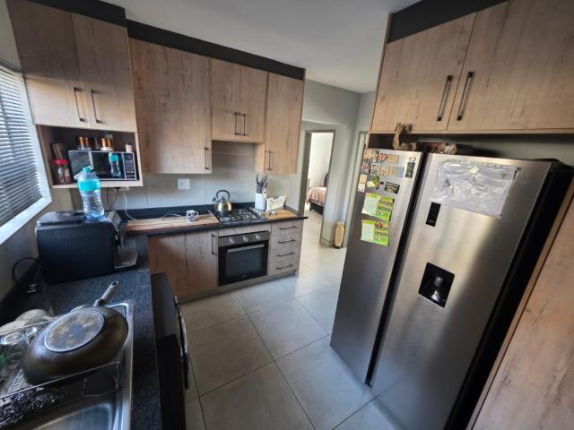 Townhouse for sale in Glenmarais, Ekurhuleni