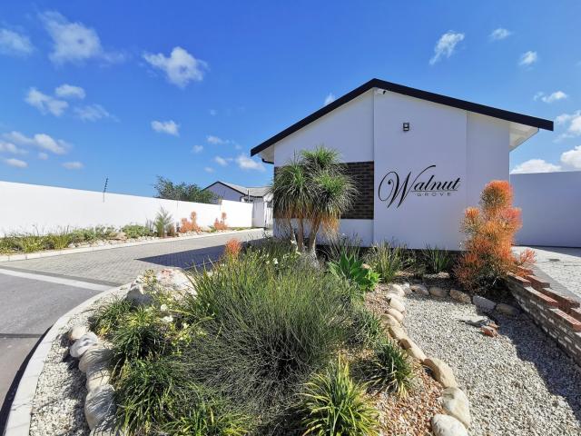 Townhouse for sale in Eastern Cape