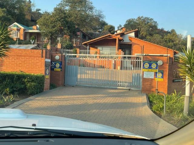 Townhouse for sale in Vosloorus, Gauteng