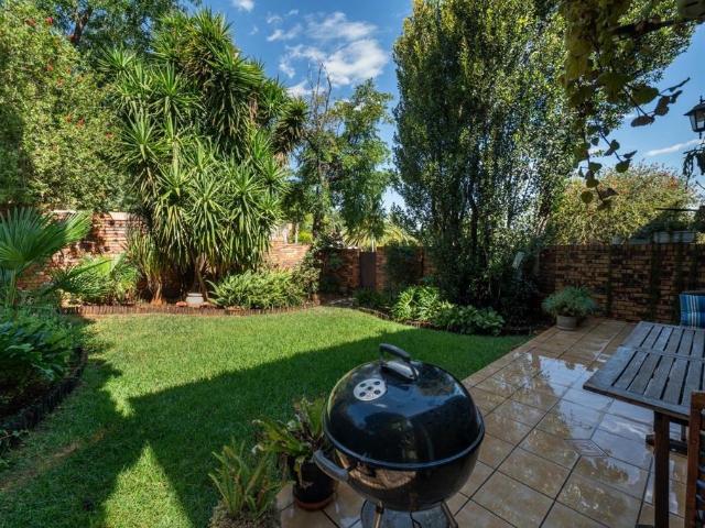 Townhouse for sale in Vosloorus, Gauteng