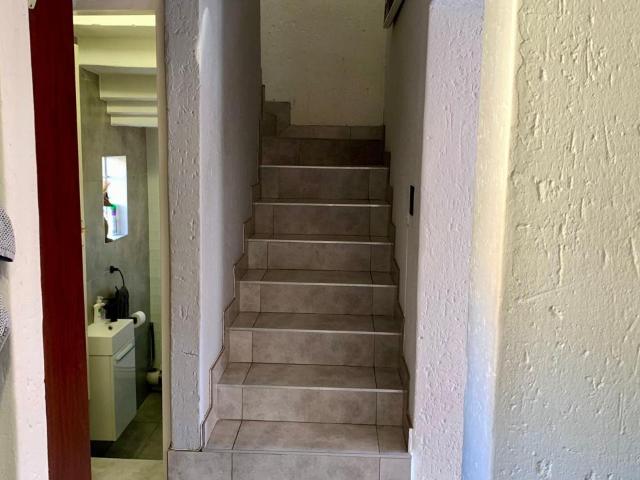 Townhouse for sale in Johannesburg, South & Alberton