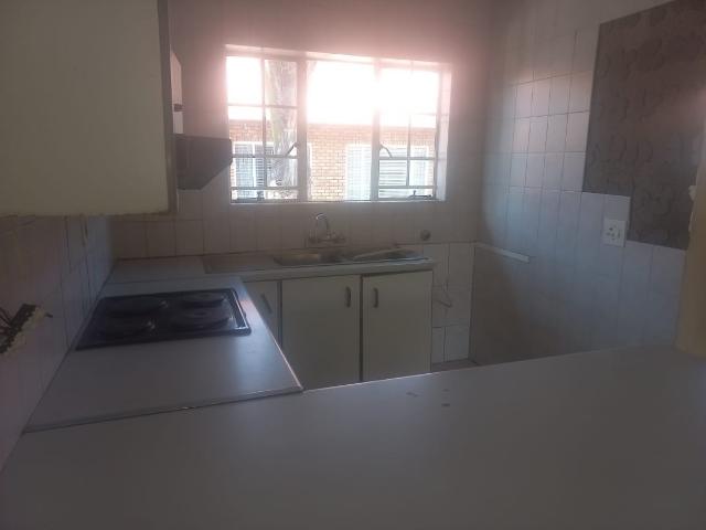 Townhouse for sale in Vosloorus, Gauteng