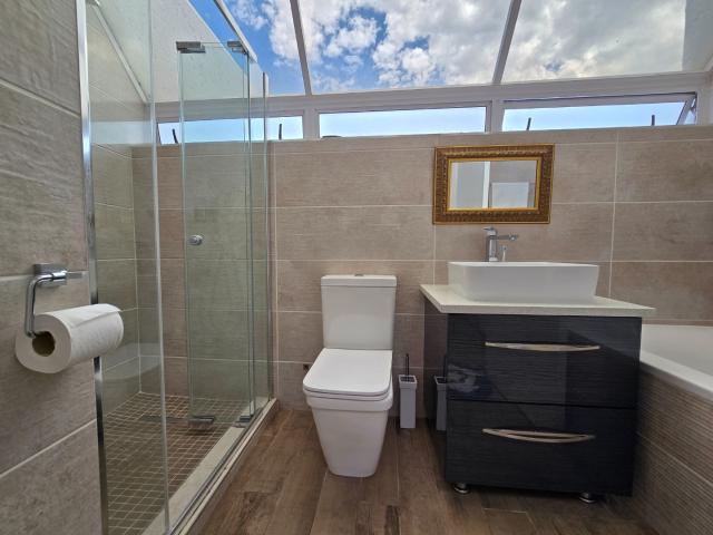 Townhouse for sale in Vosloorus, Gauteng