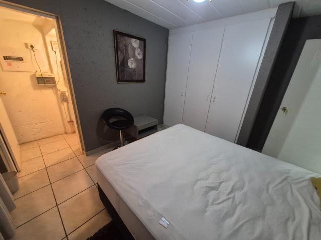 Townhouse for sale in Vosloorus, Gauteng