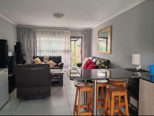 Townhouse for sale in Ekurhuleni, Gauteng