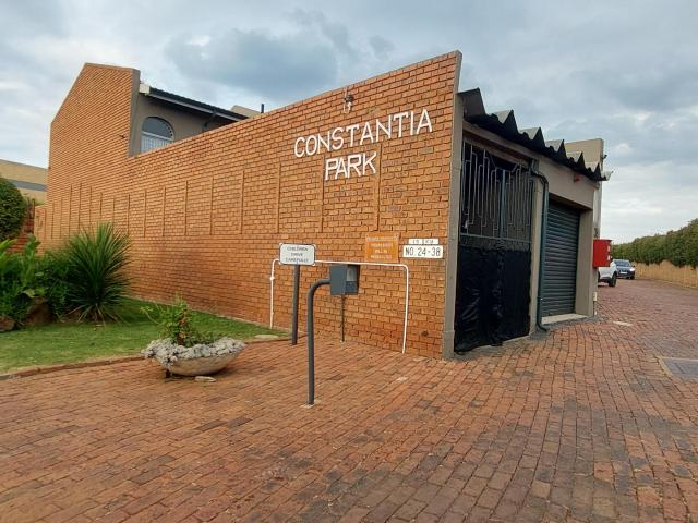 Townhouse for sale in Ekurhuleni, Gauteng