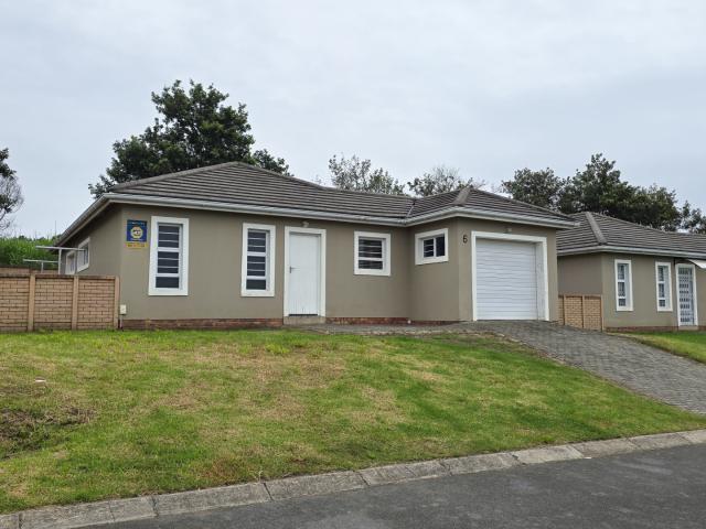 Townhouse for sale in East London, Eastern Cape