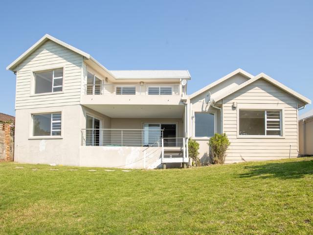 Townhouse for sale in Gonubie, Buffalo City Metropolitan Municipality