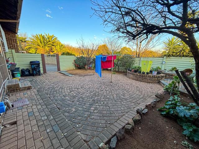 Townhouse for sale in Ekurhuleni, Gauteng