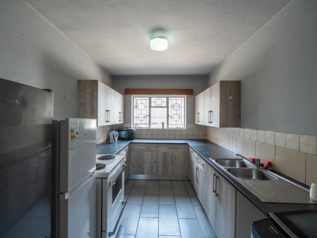 Townhouse for sale in Central, Eastern Cape