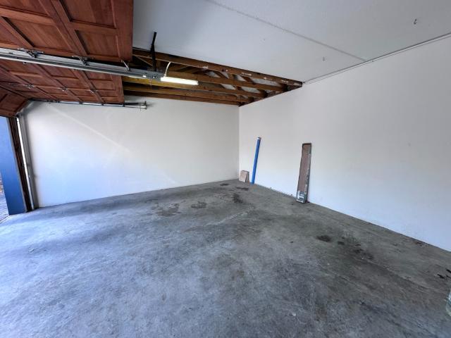 Townhouse for sale in Vosloorus, Gauteng