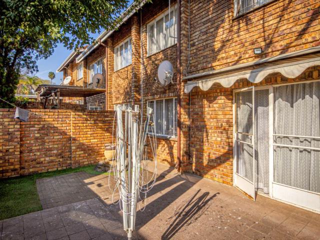 Townhouse for sale in Tembisa, Gauteng