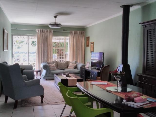 Townhouse for sale in Nooitgedacht, Gauteng