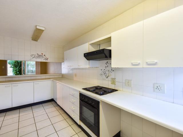 Townhouse for sale in Waterkloof, Gauteng