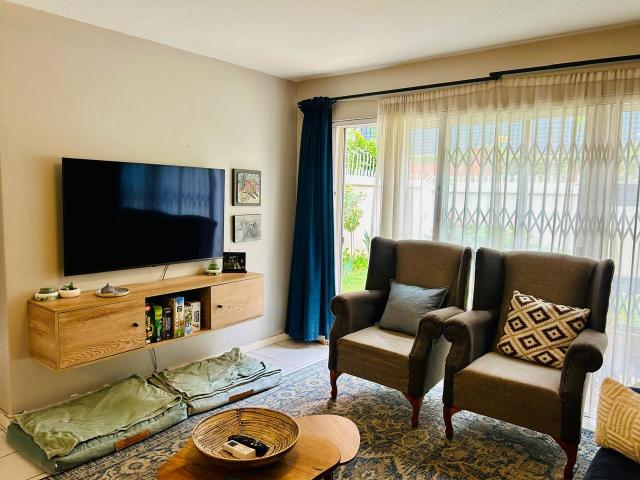 Townhouse for sale in Waterkloof, Gauteng