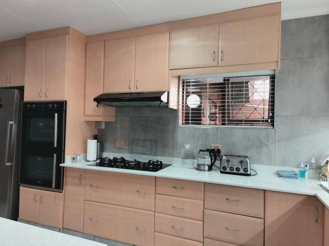 Townhouse for sale in Umgungundlovu, Kwazulu-natal